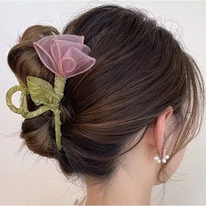 Elegant Tulip Flower Hair Claw Clip - Strong Hold Grip for Thick Hair